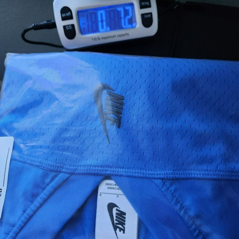 Nike Lab Top Womens L Collection Tee Hyper Cobalt Blue Crop Top V Neck Pullover - Picture 14 of 14